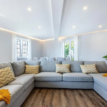 Angra Charming By Seewest 3* أنغرا دو إِراويزو