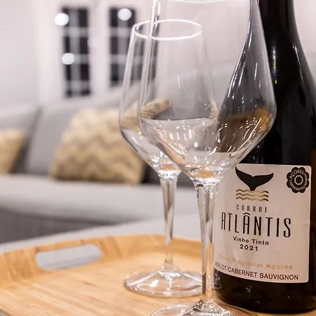 Angra Charming By Seewest بيت ضيافة 3*