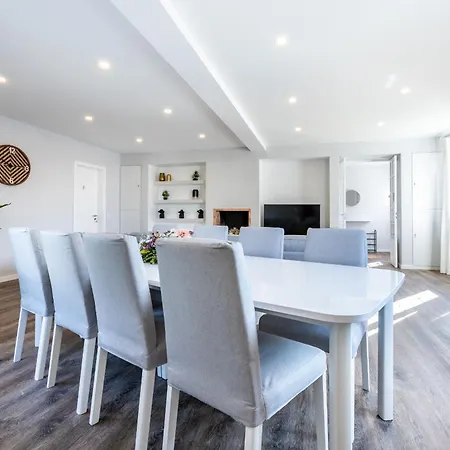 بيت ضيافة Angra Charming By Seewest أنغرا دو إِراويزو