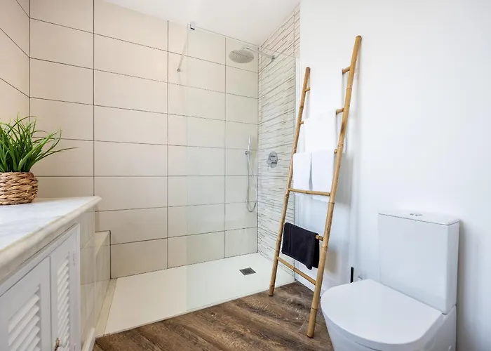 Angra Charming By Seewest 3* Angra do Heroísmo